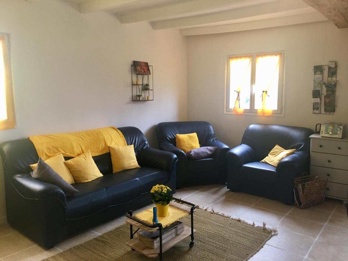 Le Grand Coudreau Bed & Breakfast Nazelles-Negron Exterior photo